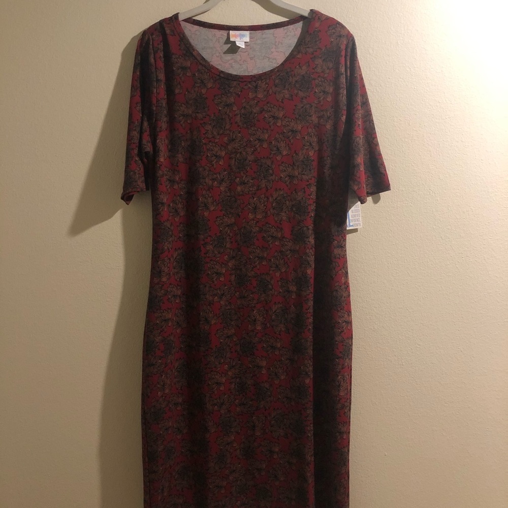 BNWT Julia- XL Lularoe
